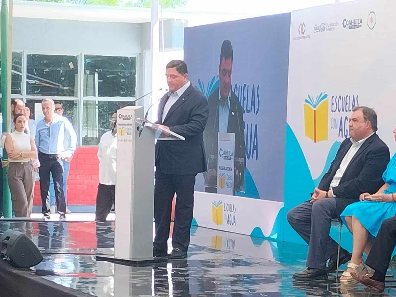 Secundaria General Profesor Abel Herrera se Benefician con "Escuela con Agua