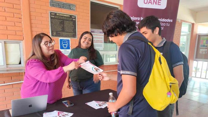 Amplia oferta educativa conmemorando 50 años en UANE 