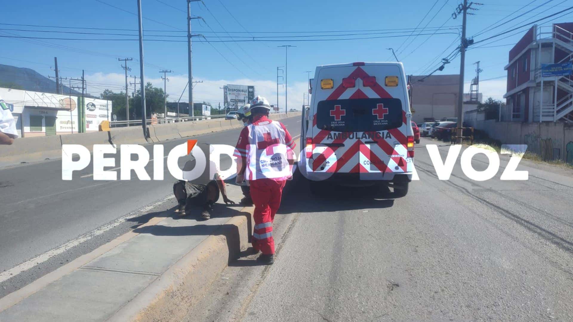 Acaba motociclista  como Santo Cristo