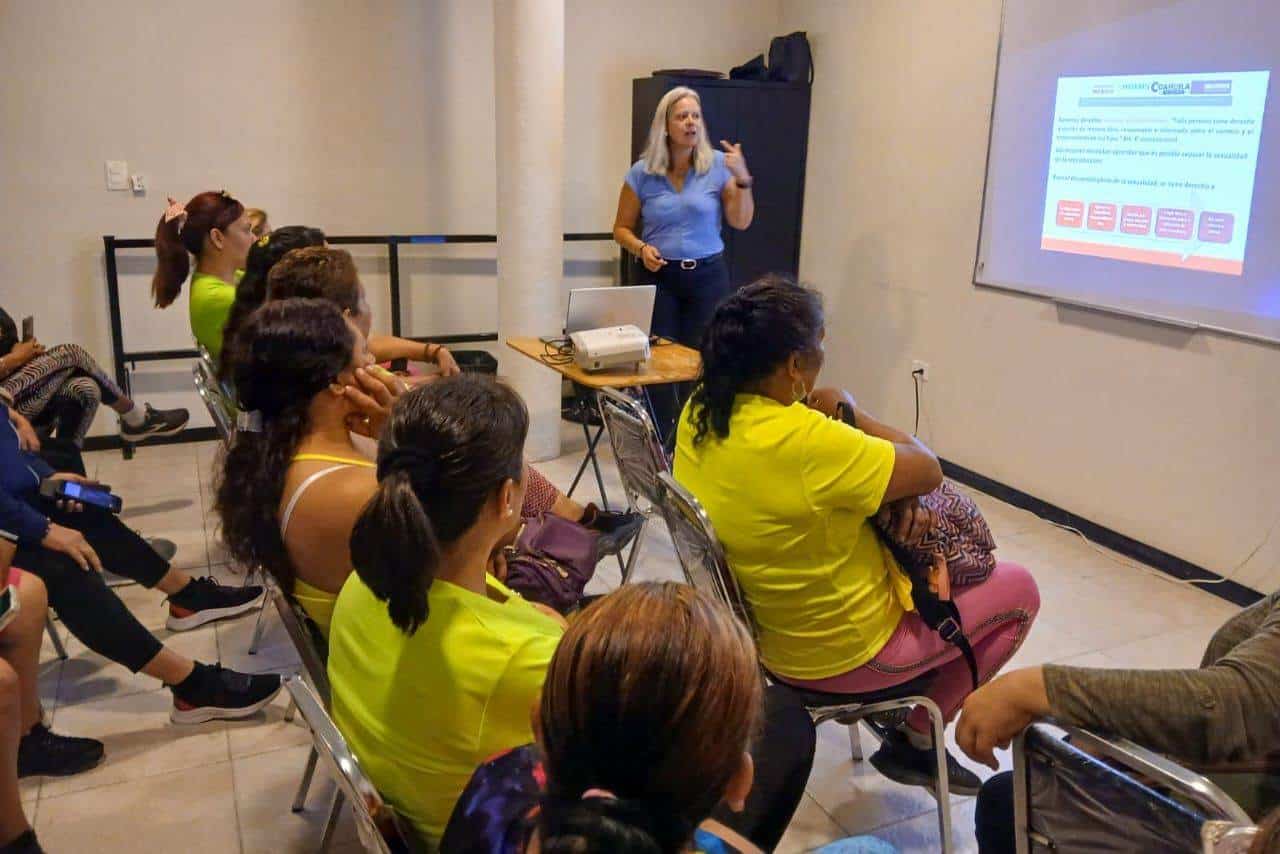 El Instituto Municipal de la Mujer en Ramos Arizpe extendió la impartición de pláticas sobre derechos humanos y prevención de la violencia.