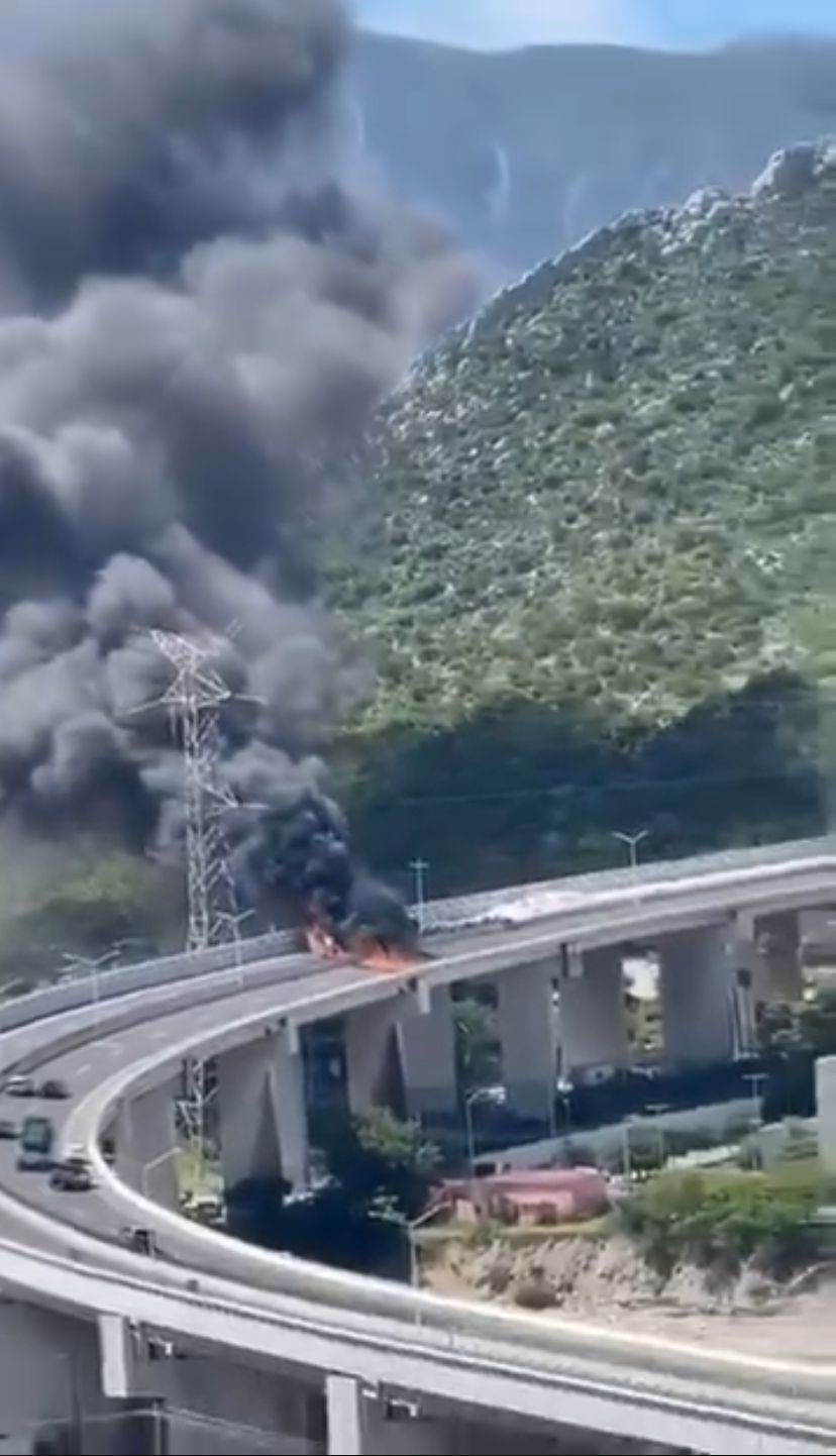 Tragedia en la Autopista Saltillo-Monterrey: Cuatro Muertos en Accidente