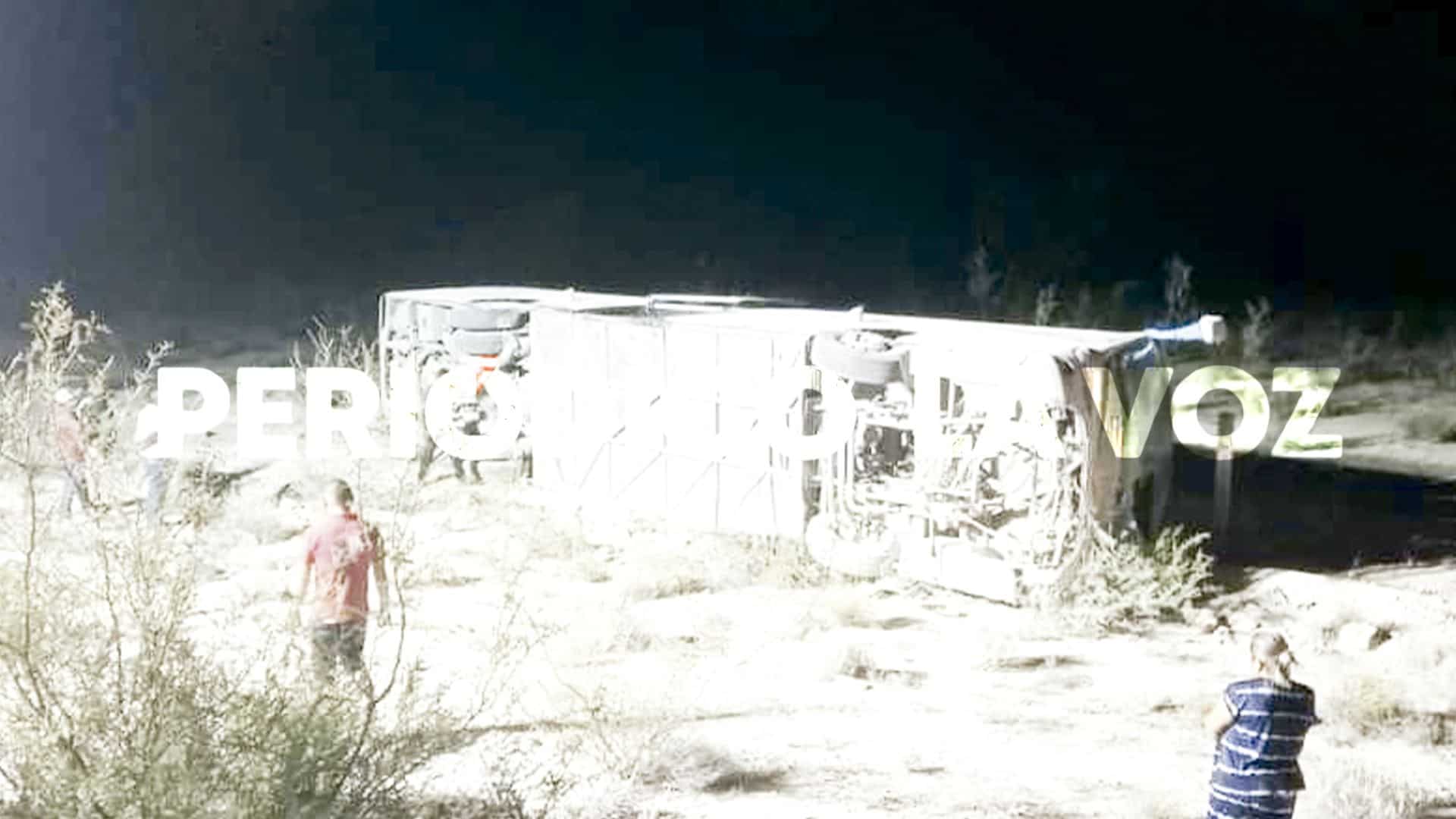 Camionazo en la carretera San Pedro-Cuatro Ciénegas