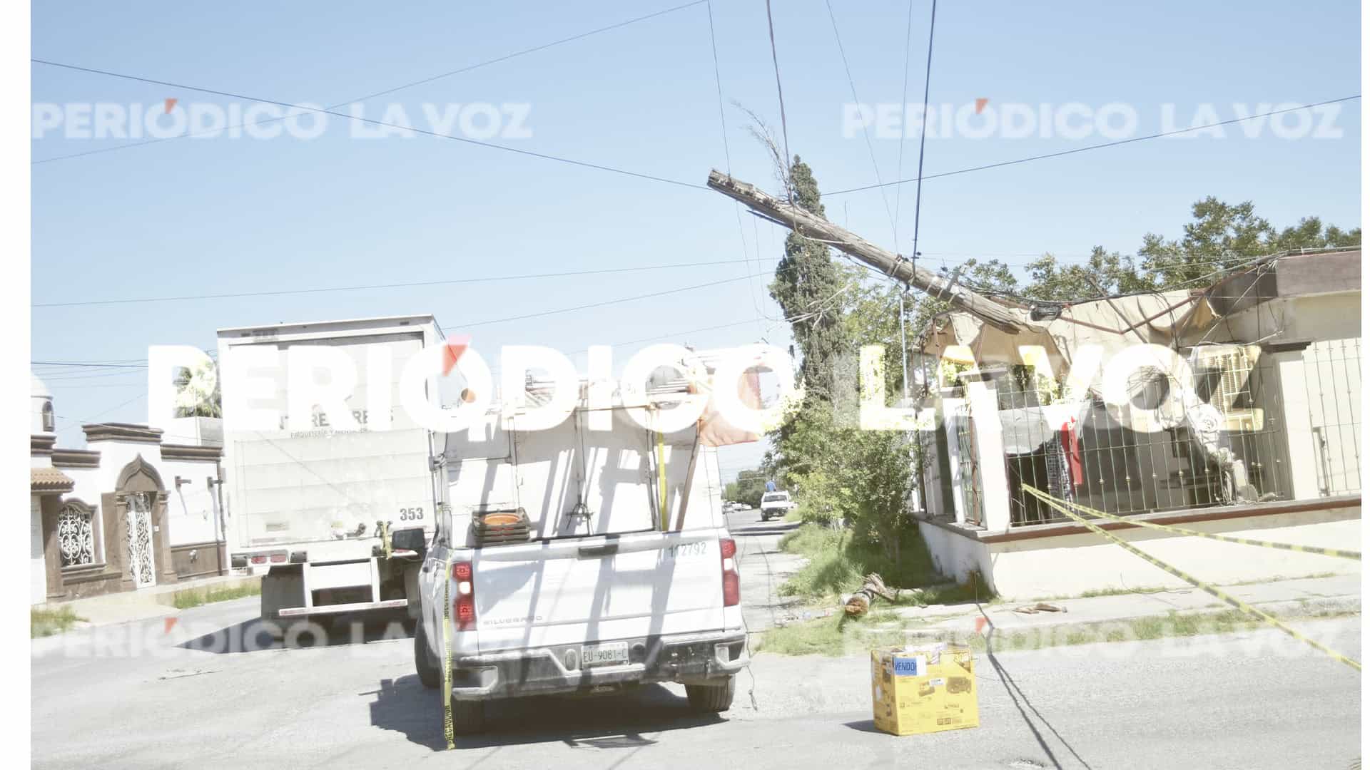 Causa caos y destrucción empleado de paquetería