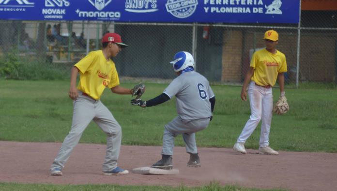 Vence Astros "B" a su "hermano mayor"