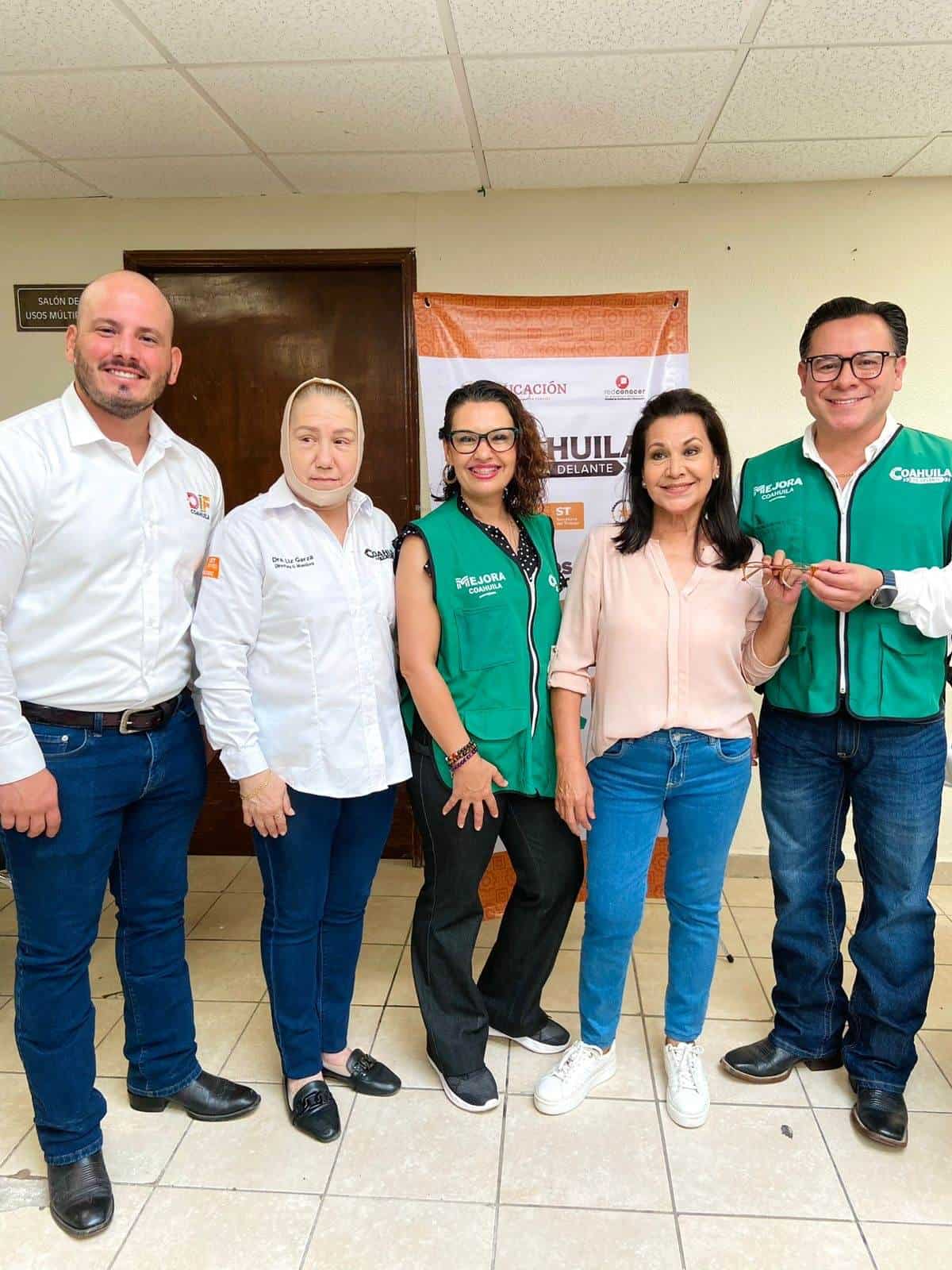 Realizan brigada de lentes a bajo costo