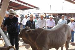 Aplican tecnología de última generación al sector agropecuario de Coahuila