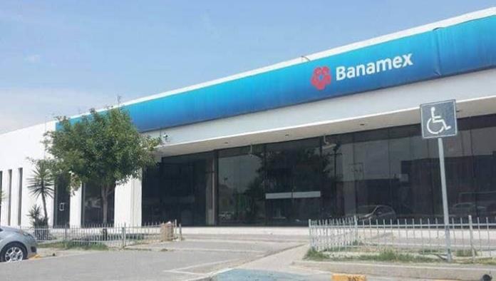 Vive calvario con  Afore Banamex