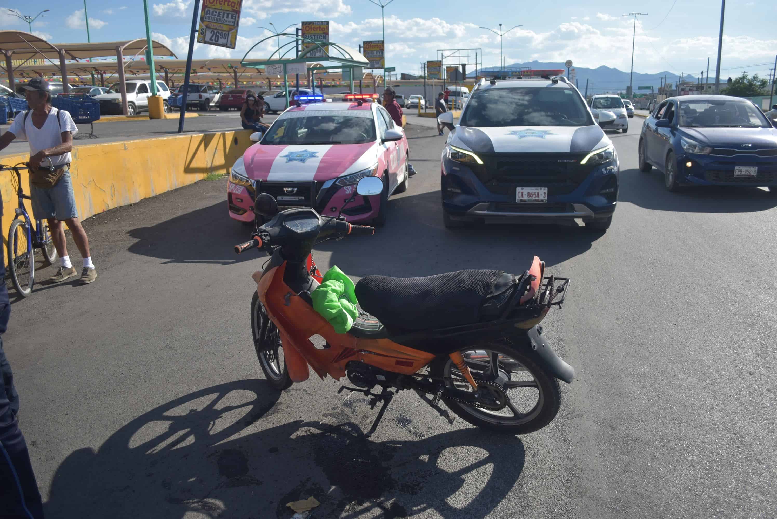 Tumba a pareja de motocicleta