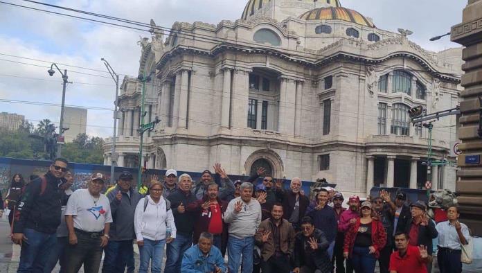 Viajan obreros a México, a toma de protesta de Sheinbaum 