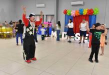 Celebración del Mes de la Discapacidad en Nava: Regalos y Sonrisas para Jóvenes