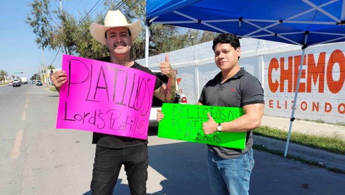 Jóvenes Emprendedores Destacan por su Venta de Platillos en Diferentes Puntos de la Locali