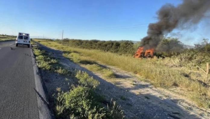 Volcadura sin lesionados en menonitas