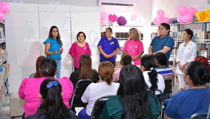 Realizan Plática de Concientización sobre Cáncer de Mama en Nava