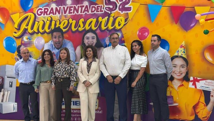 Celebra Súper Gutiérrez 52 Aniversario