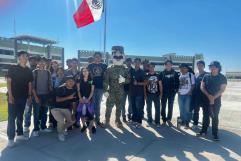 Estudiantes de Acuña Refuerzan su Compromiso Social con Conferencia Histórica