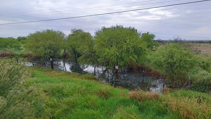 Problema de aguas negras en el exterior del CERESO