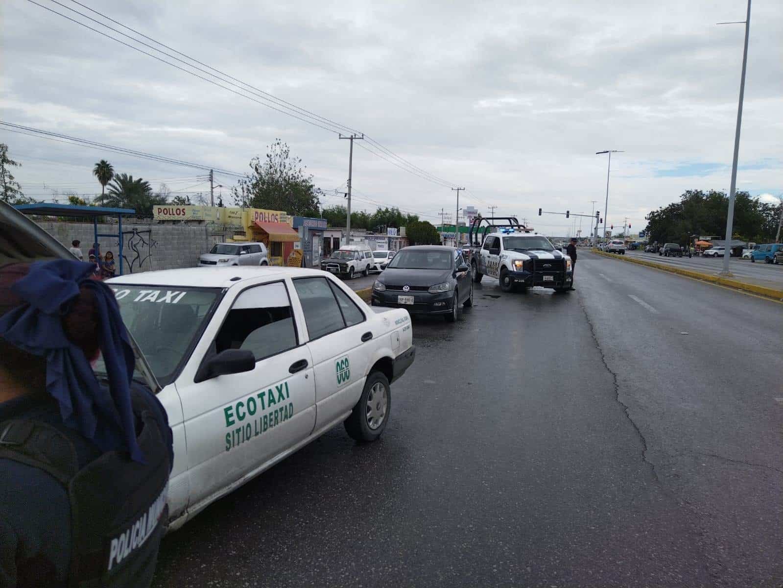 Taxista causa choque por alcance