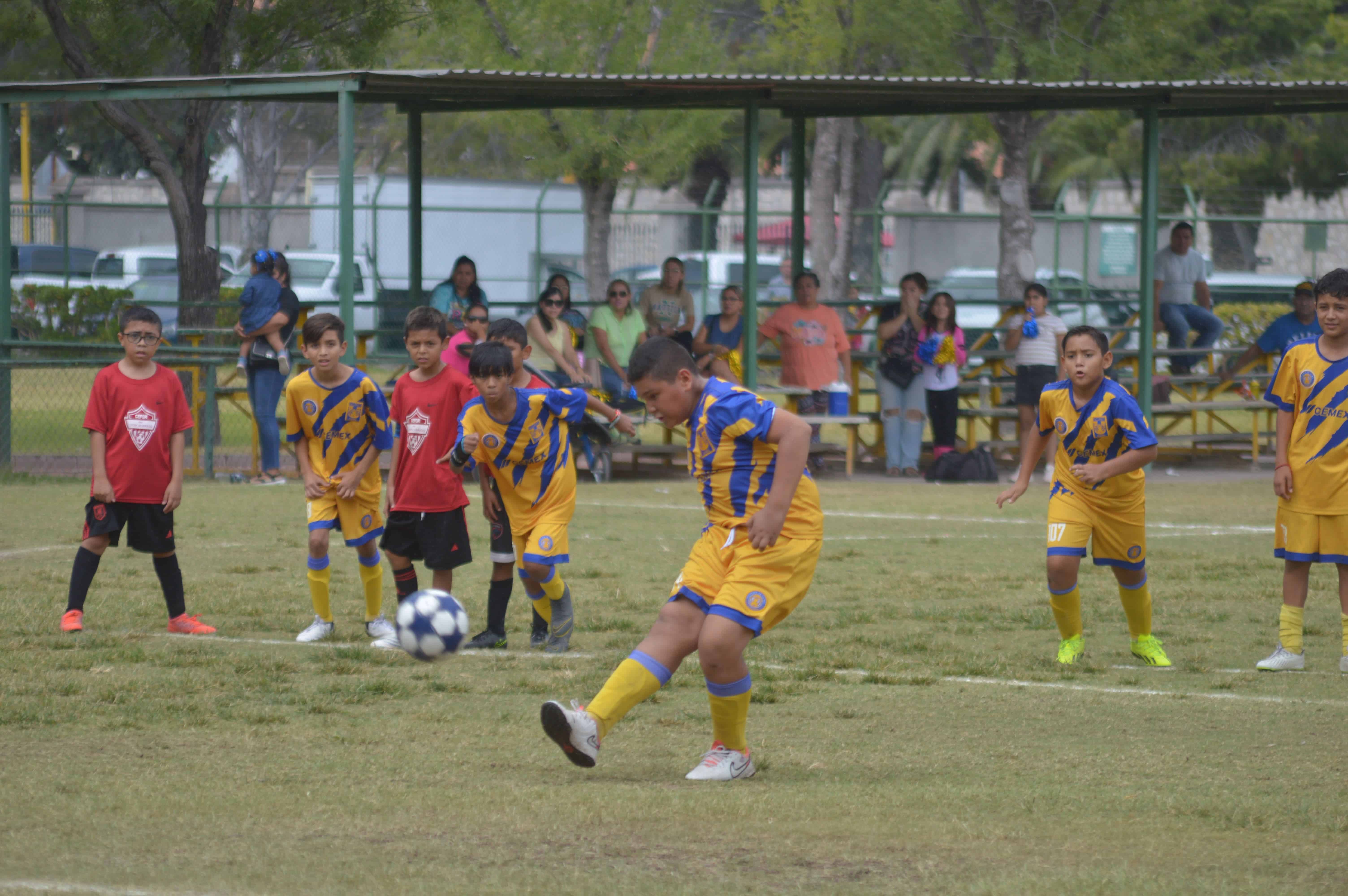 Aprovecha Tigres su superioridad