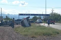 Vuelca en carretera 20