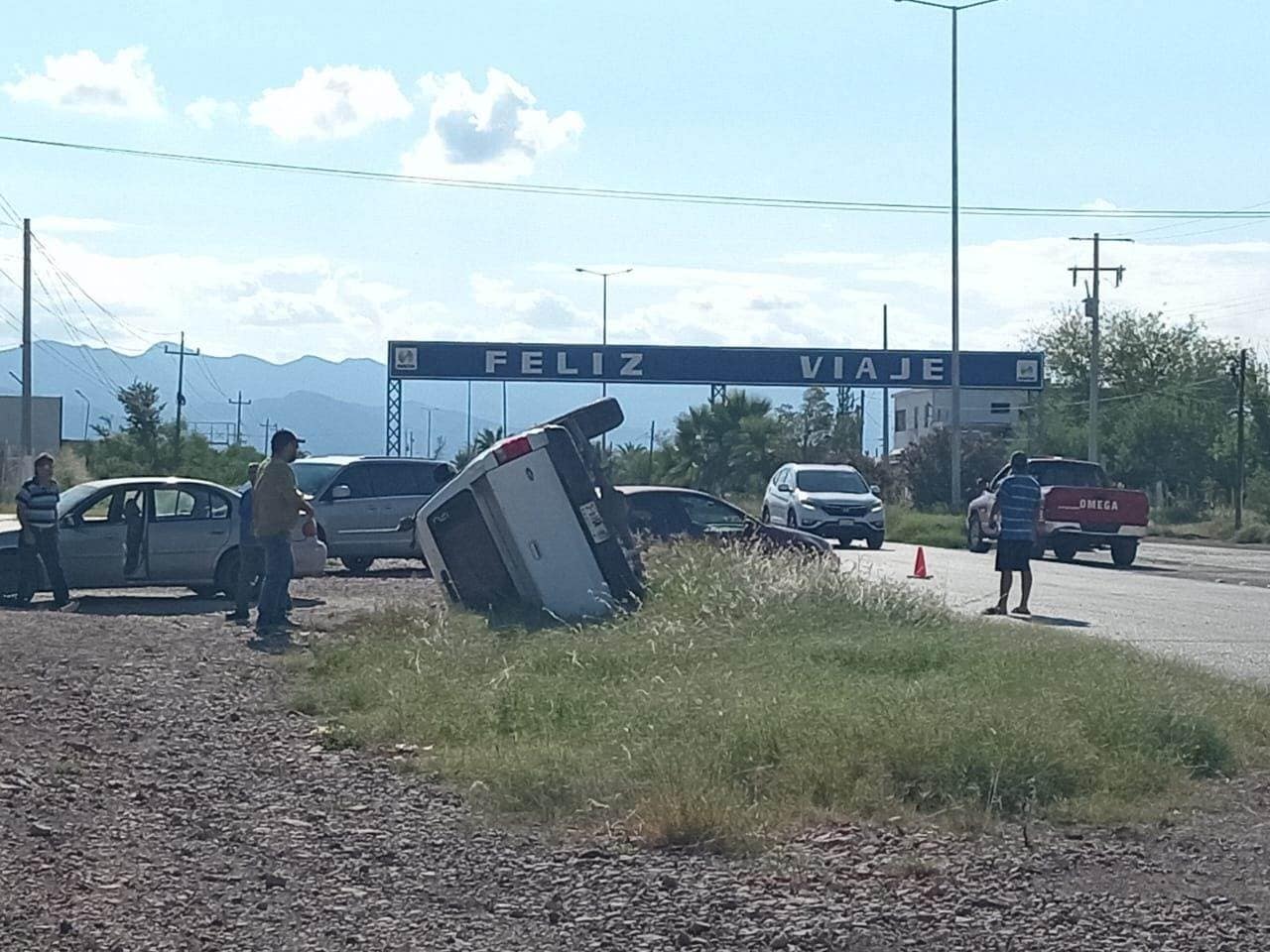 Vuelca en carretera 20