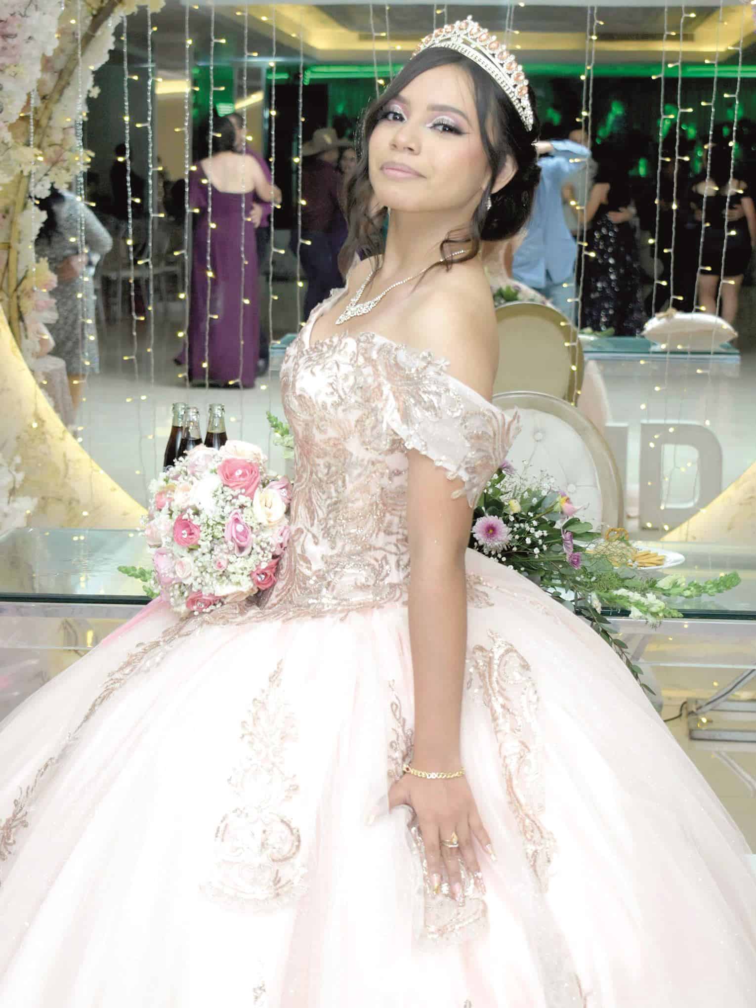 XV años cumplió Ingrid Aquetzali.