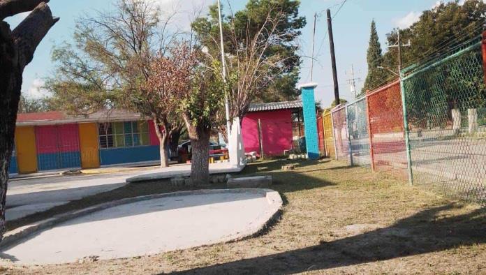 Compromiso con la educación: Limpieza en el jardín de niños Cuauhtémoc