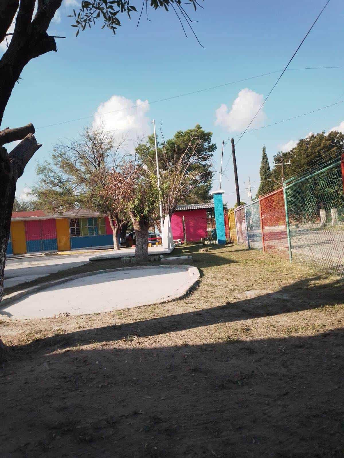 Compromiso con la educación: Limpieza en el jardín de niños Cuauhtémoc