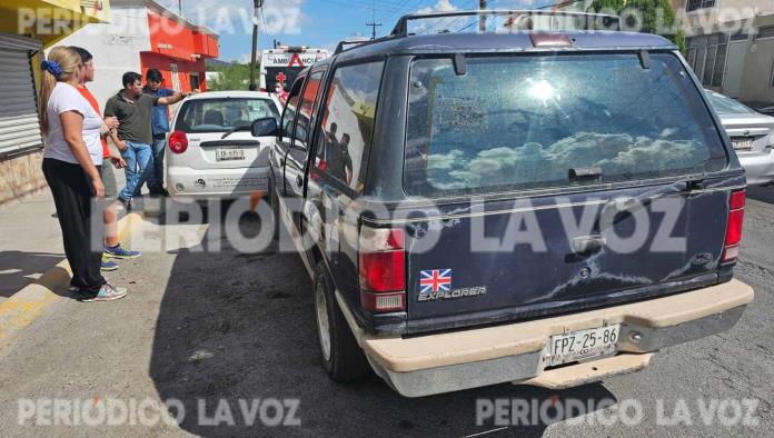 ´Estrella´ troca en auto estático