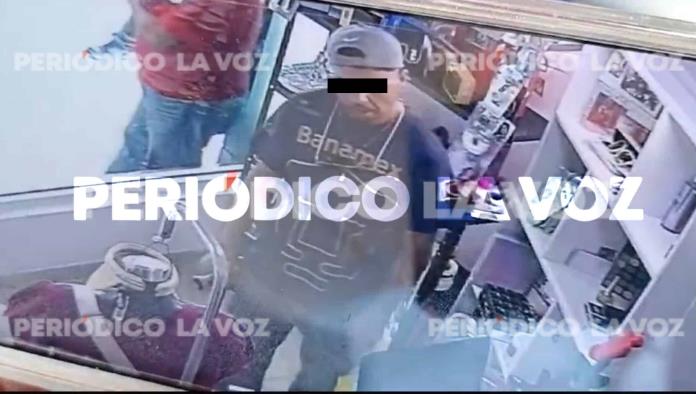 Captan en video a ladrón de aretes