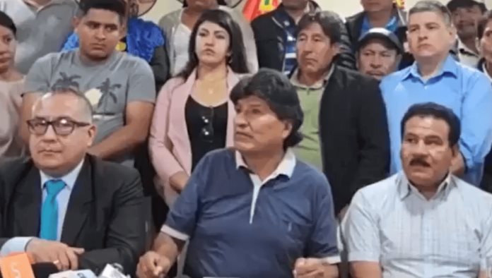 Seguidores de Evo Morales amenazan con guerra si es arrestado