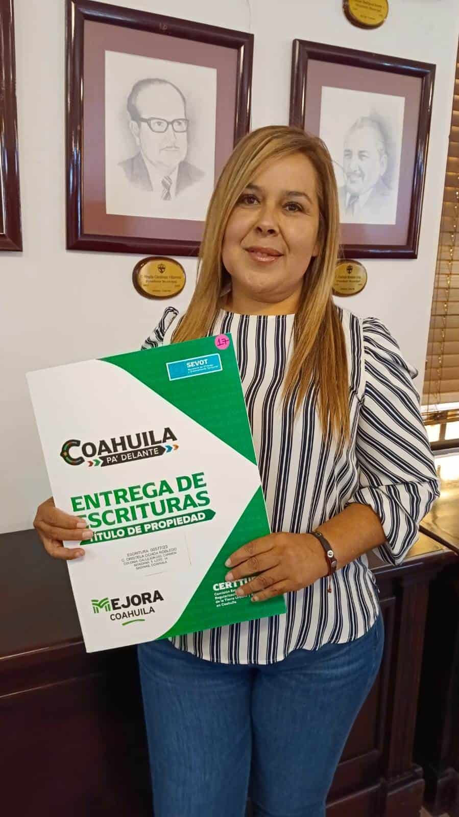 Cristela Ochoa Robledo vecina del Callejón del Carmen.