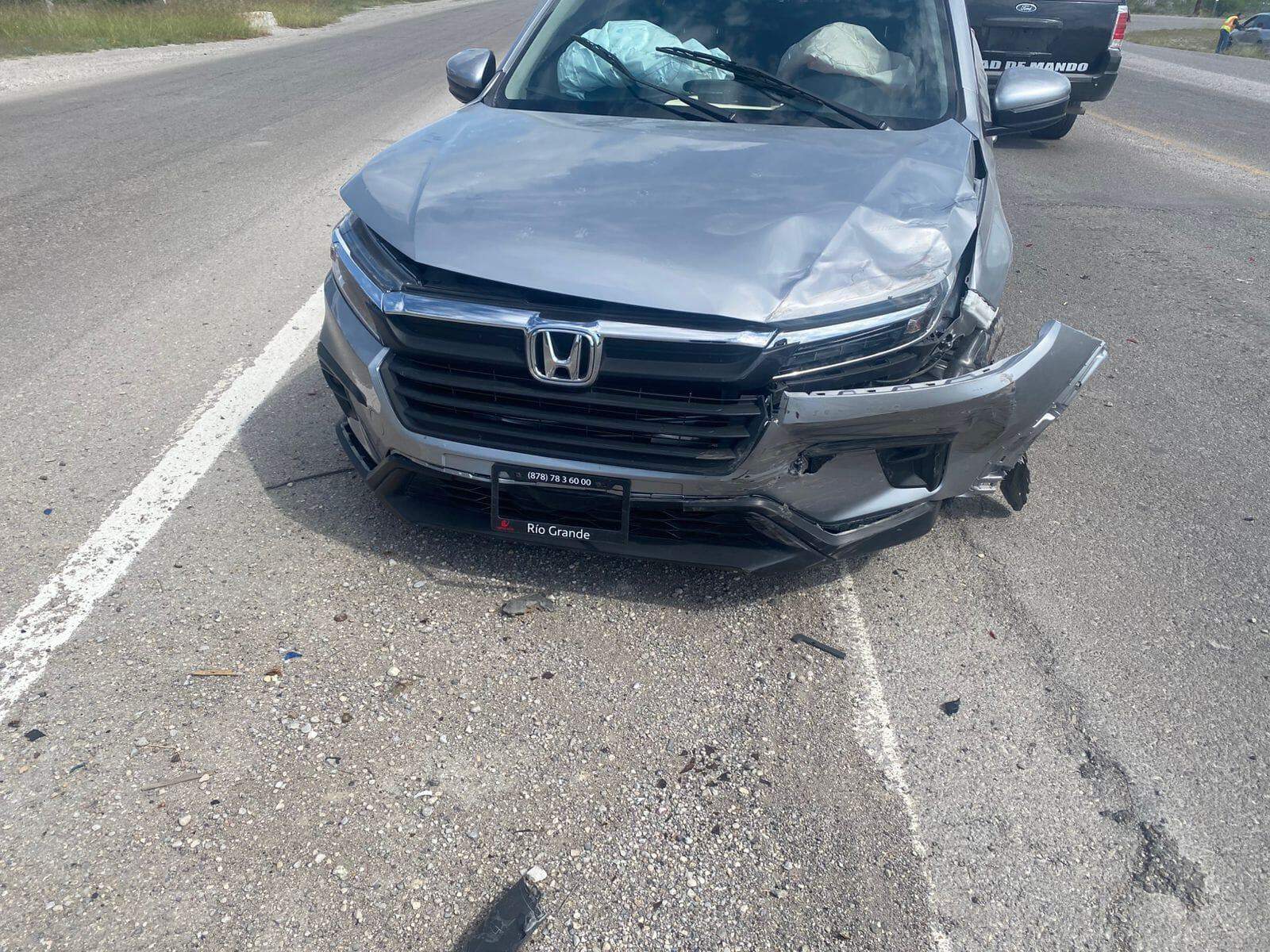 Fuerte choque en puente Morelos-Nava deja a dos personas heridas