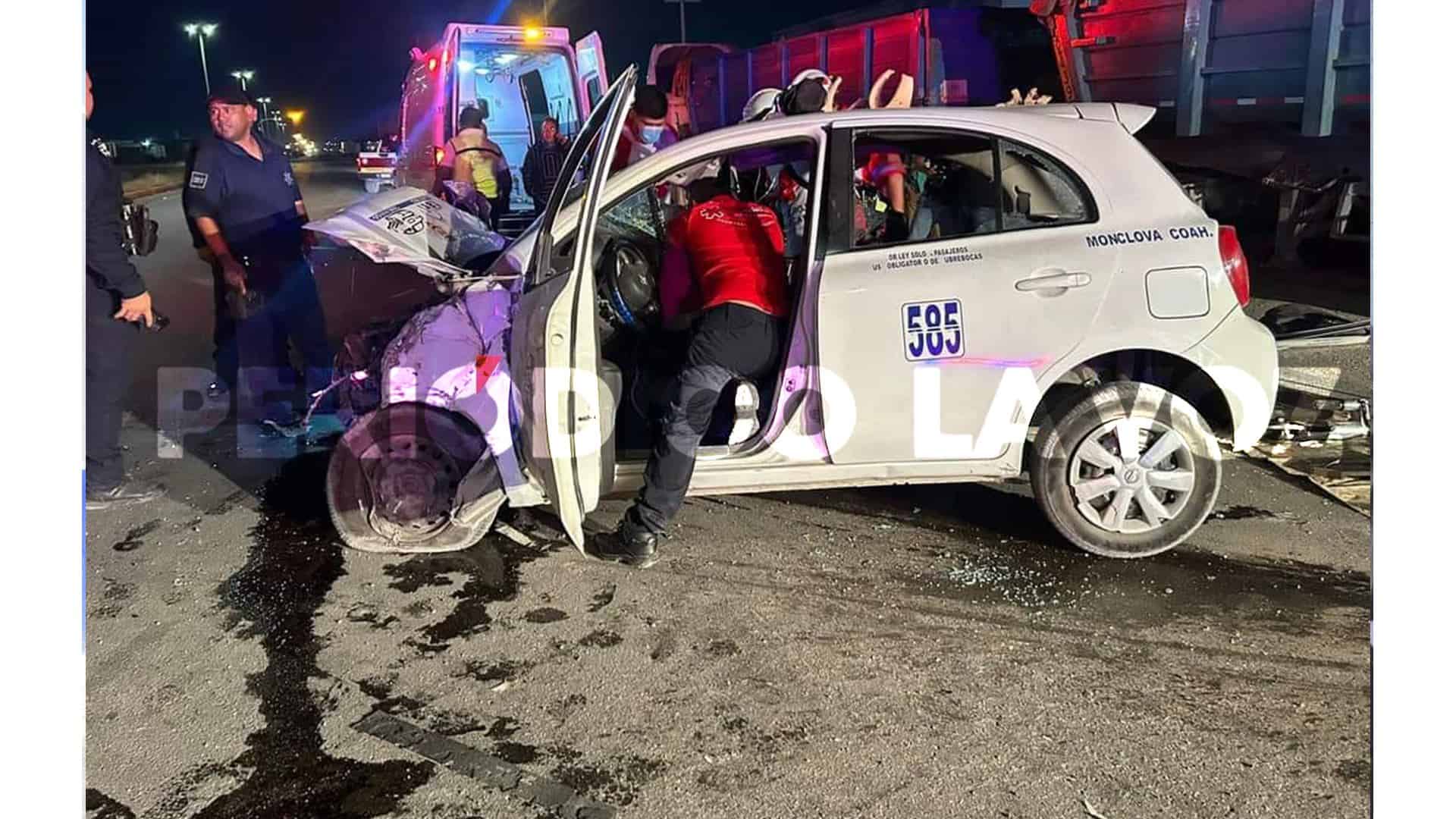 Choca taxi robado y mata a jovencita