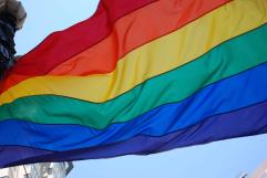 Sheinbaum analiza tipificar el transfeminicidio