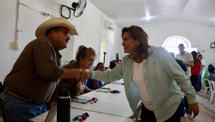 Llevan apoyo al ejido Guadalupe Victoria