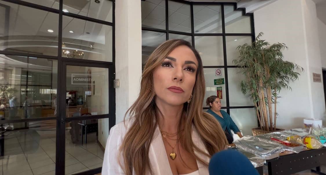 Lic. Alhira Reséndiz Rodríguez, Presidenta de la Cámara de Comercio en la ciudad de Nueva Rosita.