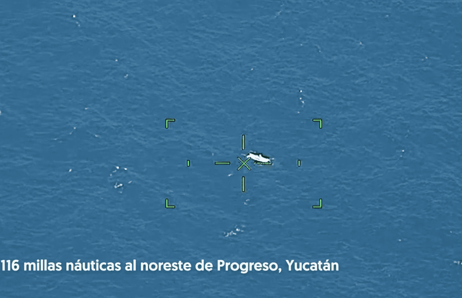 Marina rescata a pescador tras el paso de Milton