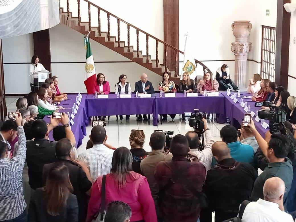 Presentan Iniciativa de Fiscalía de las Mujeres y atención a la Niñez