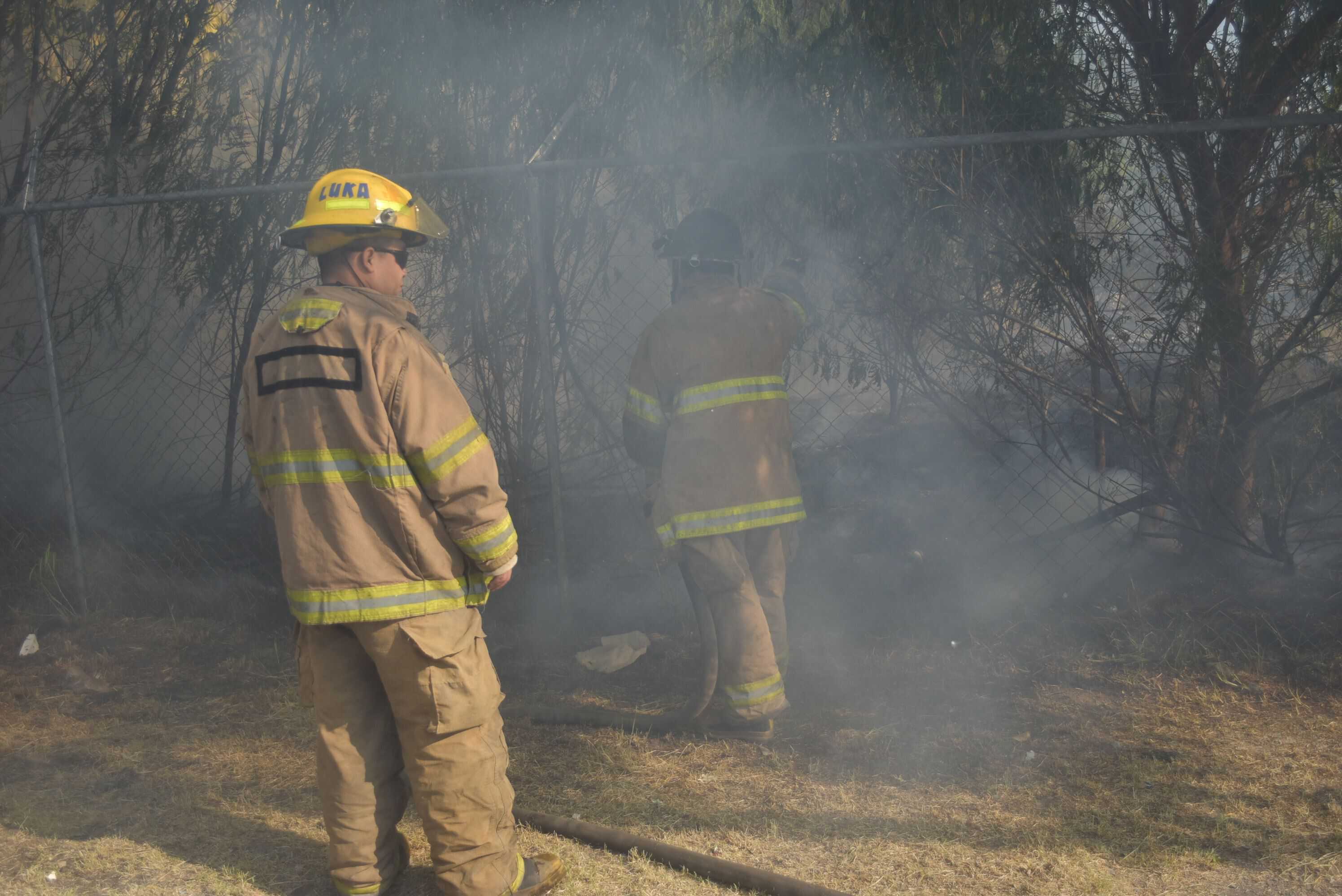 Sofocan bomberos incendio en la ZC