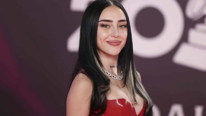 La incómoda pregunta a Nicki Nicole sobre Peso Pluma La incómoda pregunta a Nicki Nicole sobre Peso Pluma