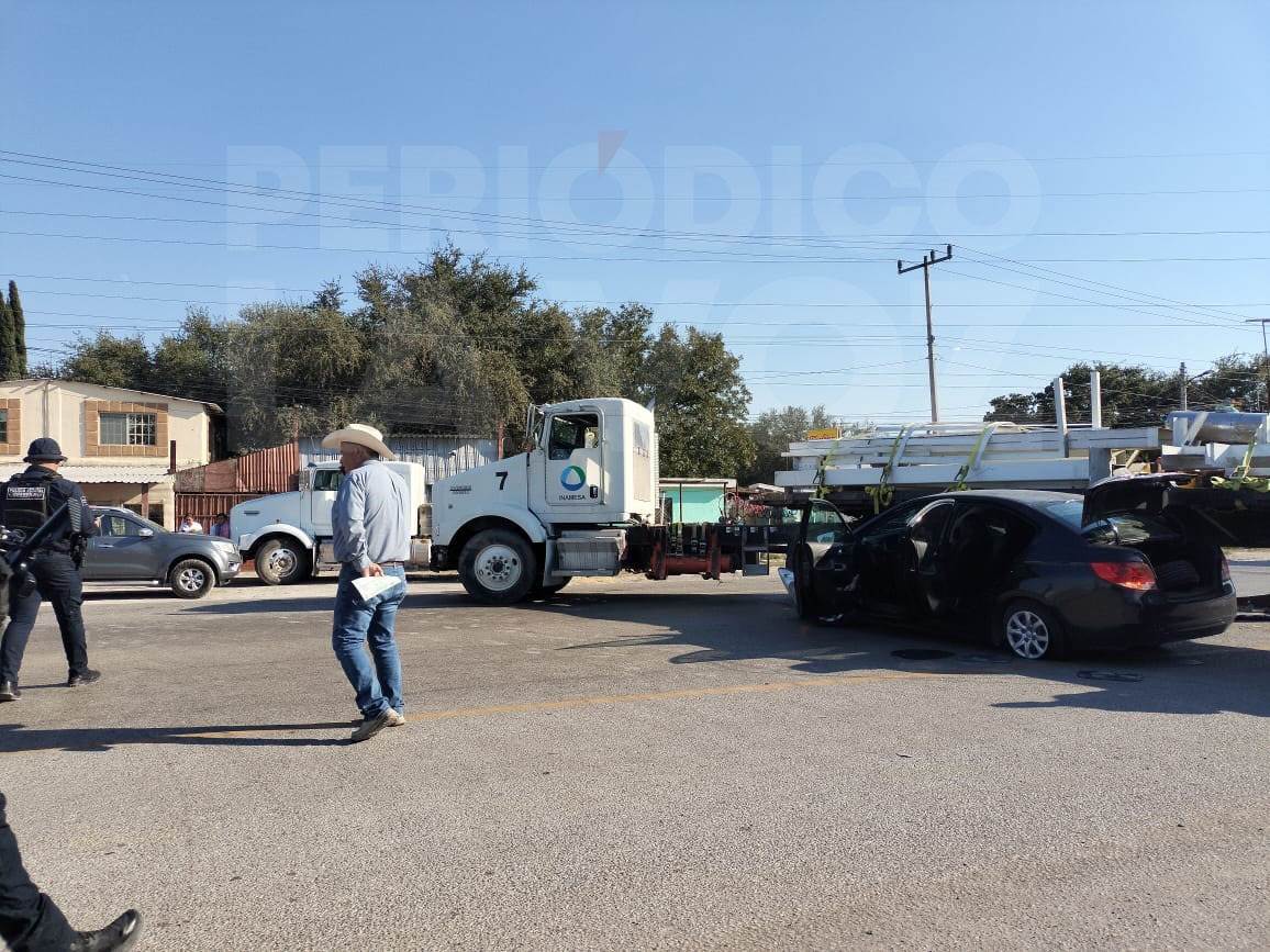 Choque Violento en Plaza El Encino de Nava Deja Varios Lesionados