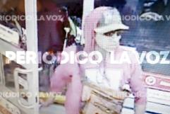 ‘Pega’ asaltante en tienda de conveniencia