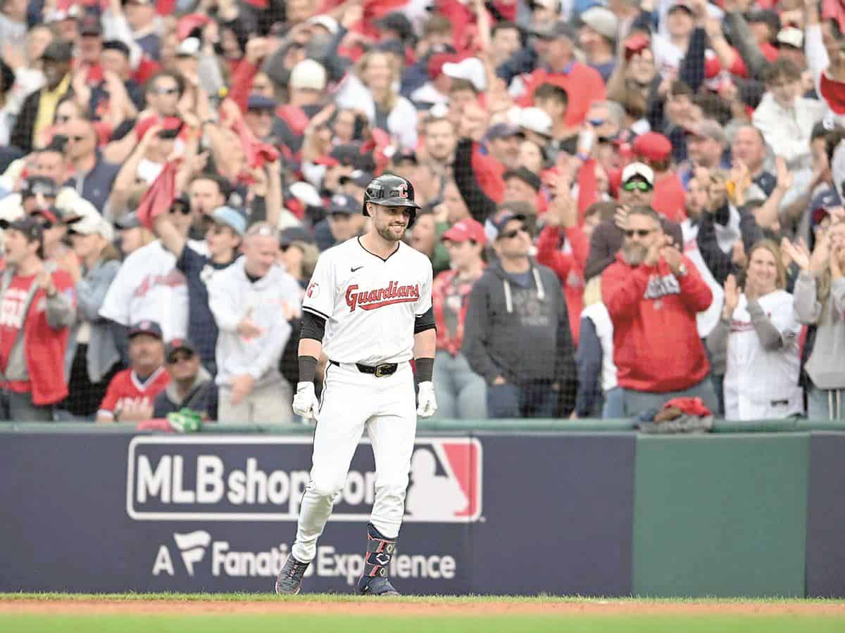 Lane Thomas mandó un jonrón con bases llenas.