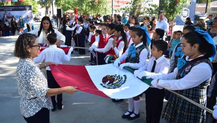 Conmemoran día de la raza en San Buena