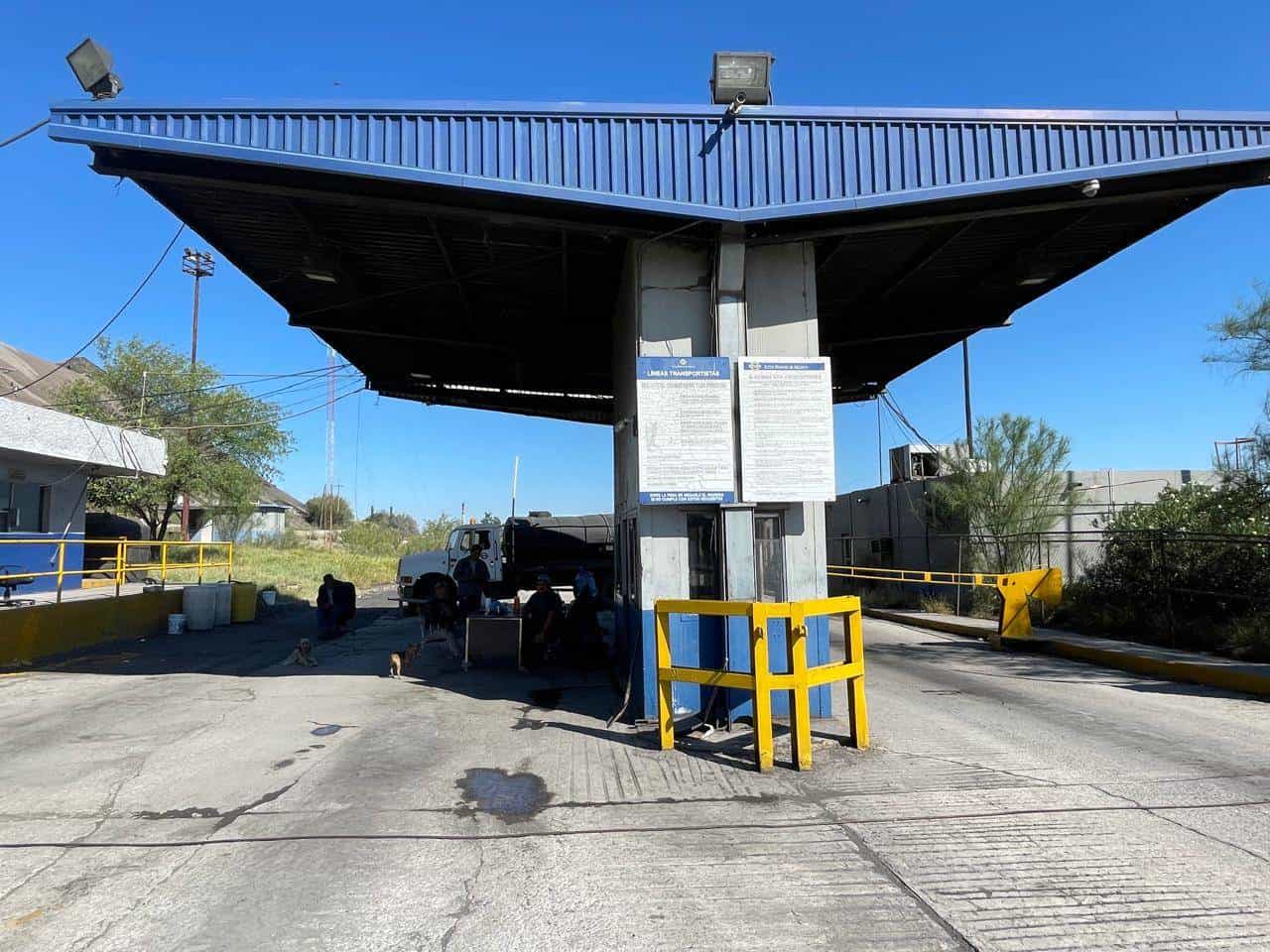 OBREROS DE AHMSA MANTENEN LA ESPERANZA DE REACTIVACIÓN