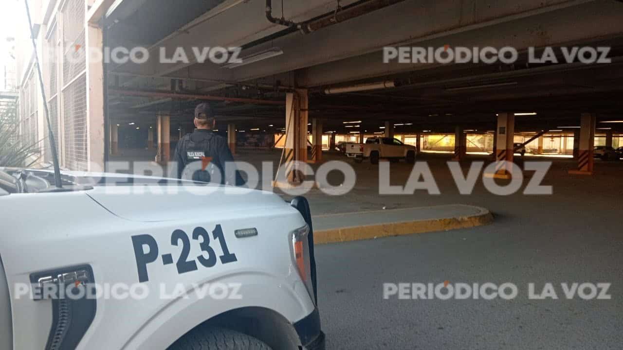 Roban bicicleta de estacionamiento