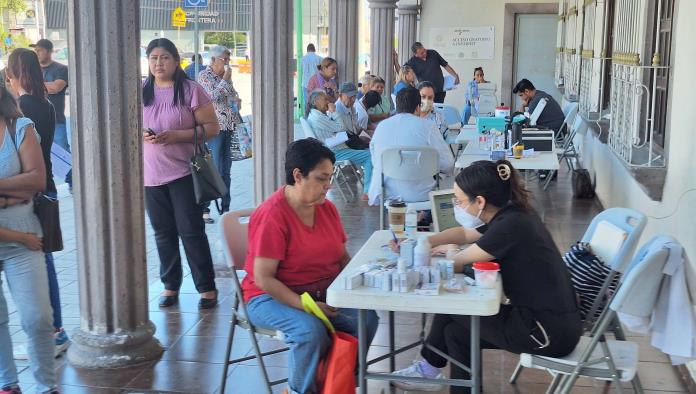 Realizan brigada de salud en Frontera