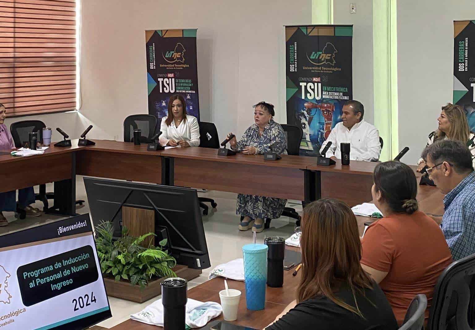 Protestan Estudiantes y Padres por Elevados Costos de Graduación en la UTNC