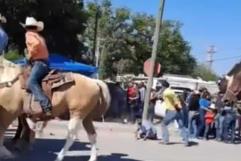 Violencia en la Cabalgata de Allende: Joven Herido con Arma Blanca