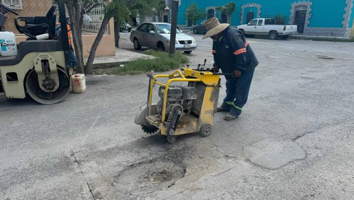 Intensifican bacheo